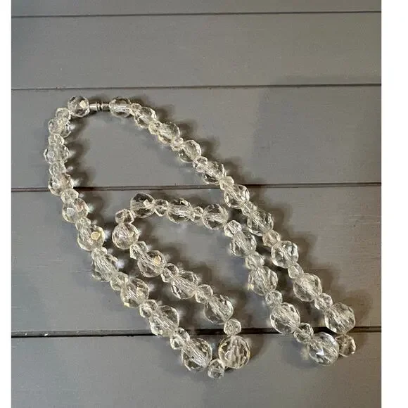 Vintage Clear Crystal Necklace Faceted Glass Beads Mid Century Classic - Picture 3 of 4